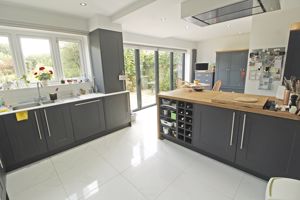 Dining Kitchen- click for photo gallery